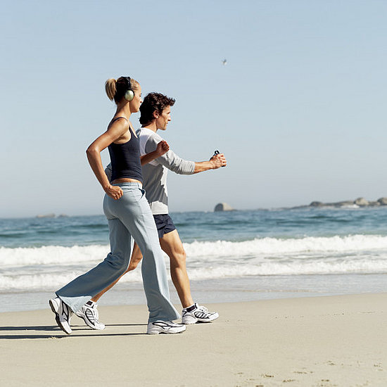 Le scarpe per tonificare gambe e glutei camminando