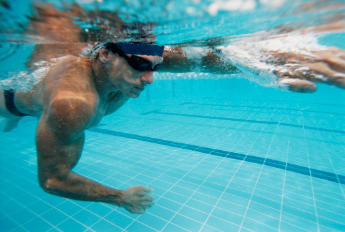 La dieta adatta a chi fa nuoto