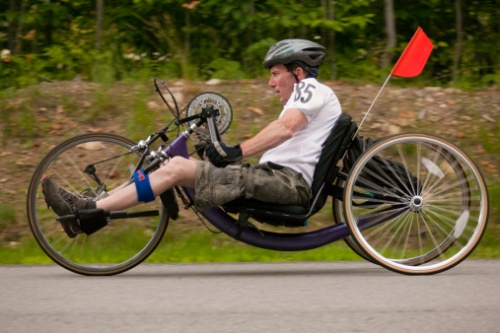 Bicicletta reclinata, ideale per gli uomini e per chi ha problemi alla schiena