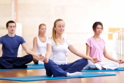 Lo yoga aiuta a ridurre i problemi cardiaci