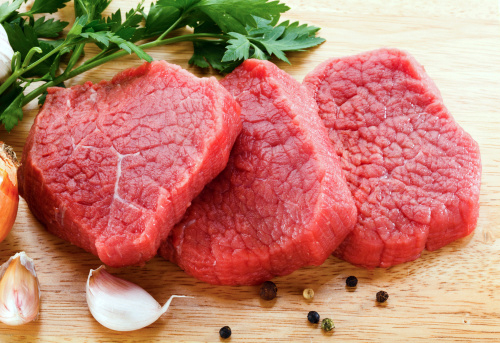 Dieta e falsi miti: c'è chi toglie il grasso dalla carne