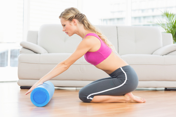 esercizi con foam roller