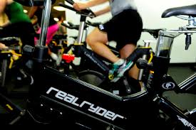 Allenamento cardio: guida alla scelta di spin bike e cyclette